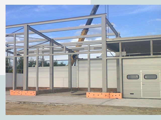 Строительство автосервисов от СтальСтрой-Лнр по цене 619 руб.